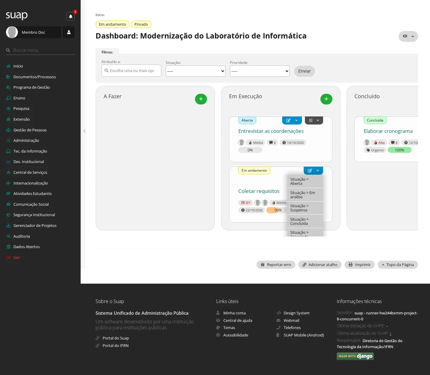 Dashboard com as colunas das listas e o menu Alterar de um cartão aberto